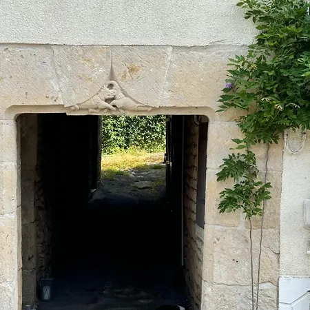 住宿加早餐酒店 Tracie's Nanteuil-en-Vallée