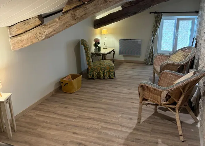 Tracie's Bed and breakfast Nanteuil-en-Vallée